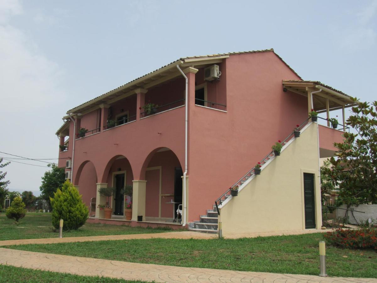 Biscoutsis Apartments & Studios Kavos Exterior photo