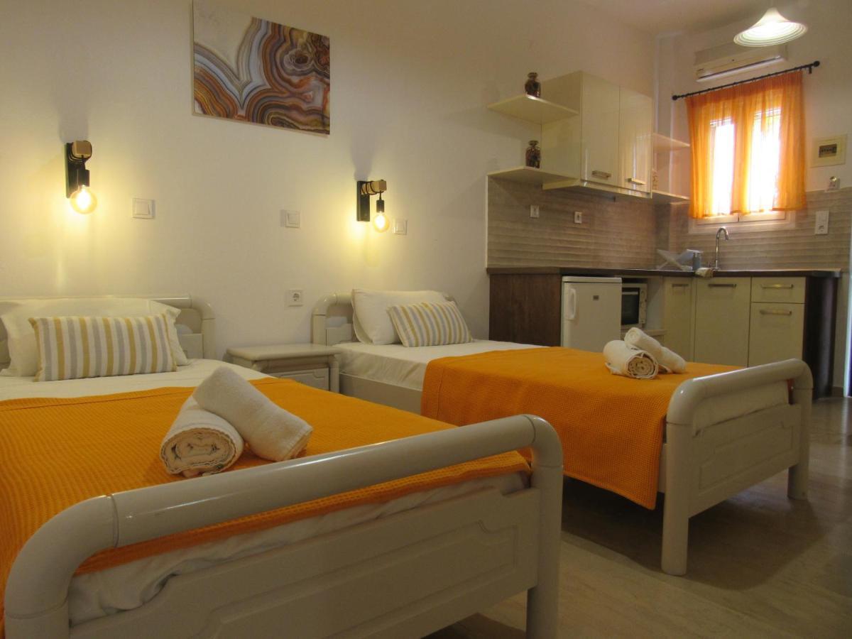 Biscoutsis Apartments & Studios Kavos Exterior photo