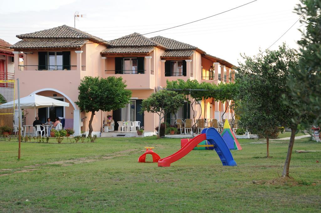 Biscoutsis Apartments & Studios Kavos Exterior photo